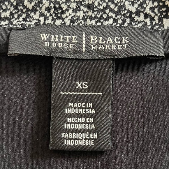 White House Black Market Sleeveless Wrap Top - Picture 4 of 4